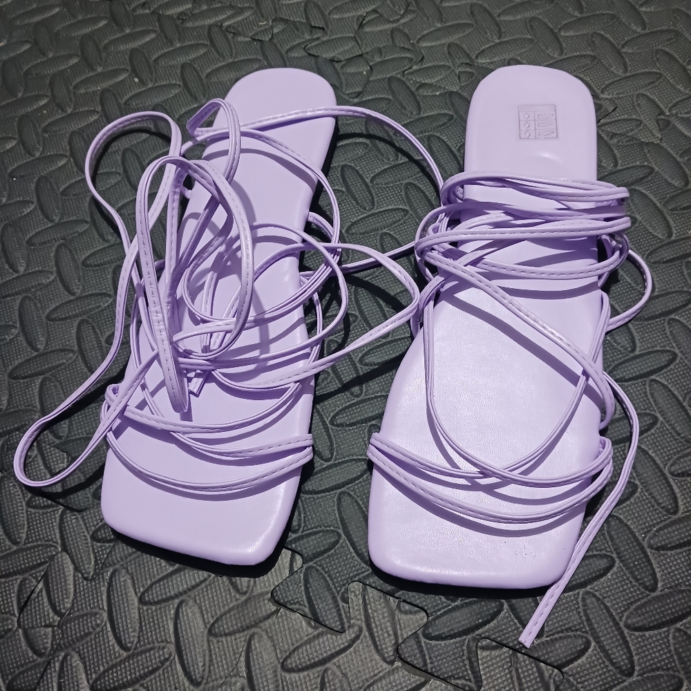 Women Lila purple lace up flat sandals - Picture 3 of 12